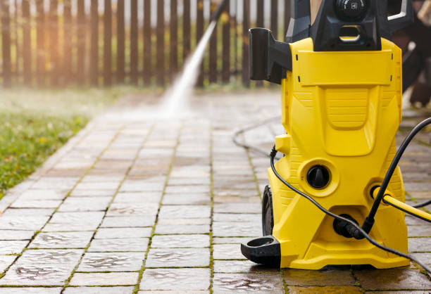 Best Roof Washing  in Montague, MI